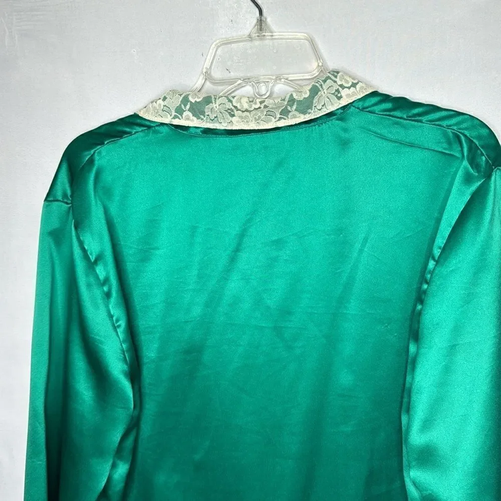 Victoria Secret Vintage 1980’s Gold Label Green Night Shirt. Size small.